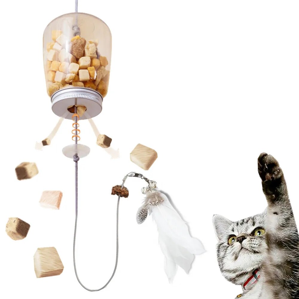 Penas no Ar: Brinquedo Suspenso para Gatos Curiosos - Diversão garantida e exercício para seu felino na Produtal.